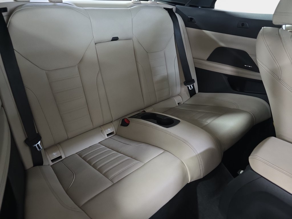Used 2024 BMW M440i Convertible RWD image 13