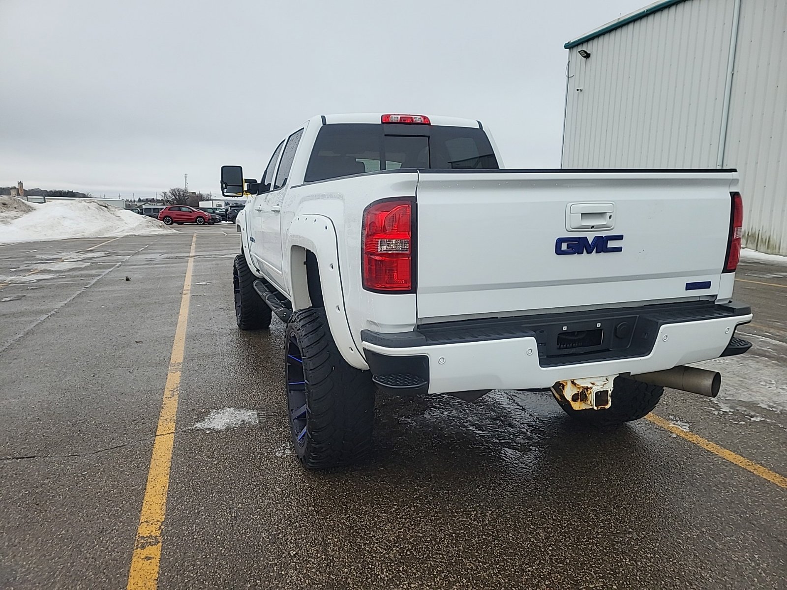 Used 2019 GMC Sierra 2500 SLT w/ All Terrain HD Package image 6