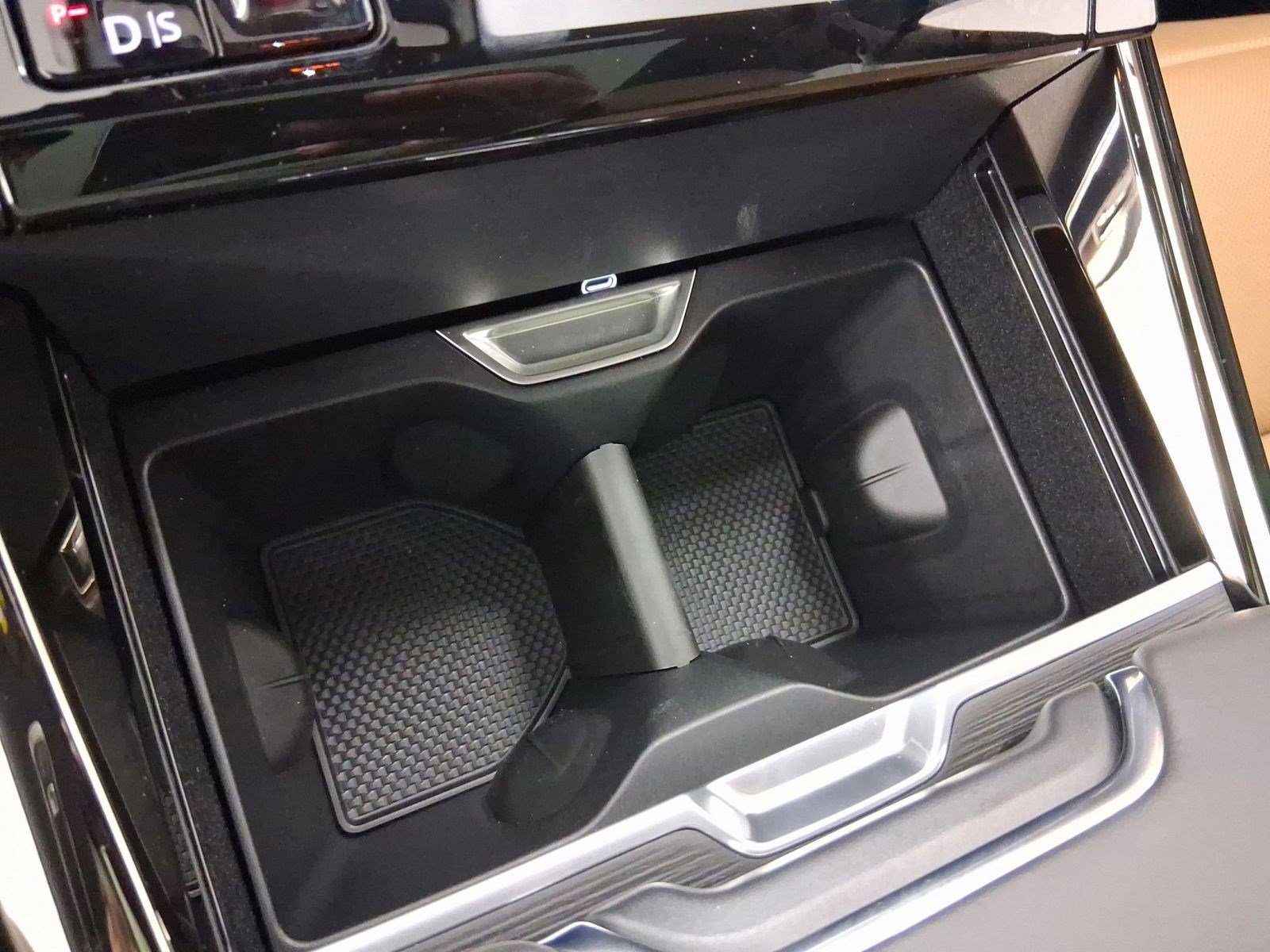 New 2026 Land Rover Range Rover Sport Dynamic SE image 28