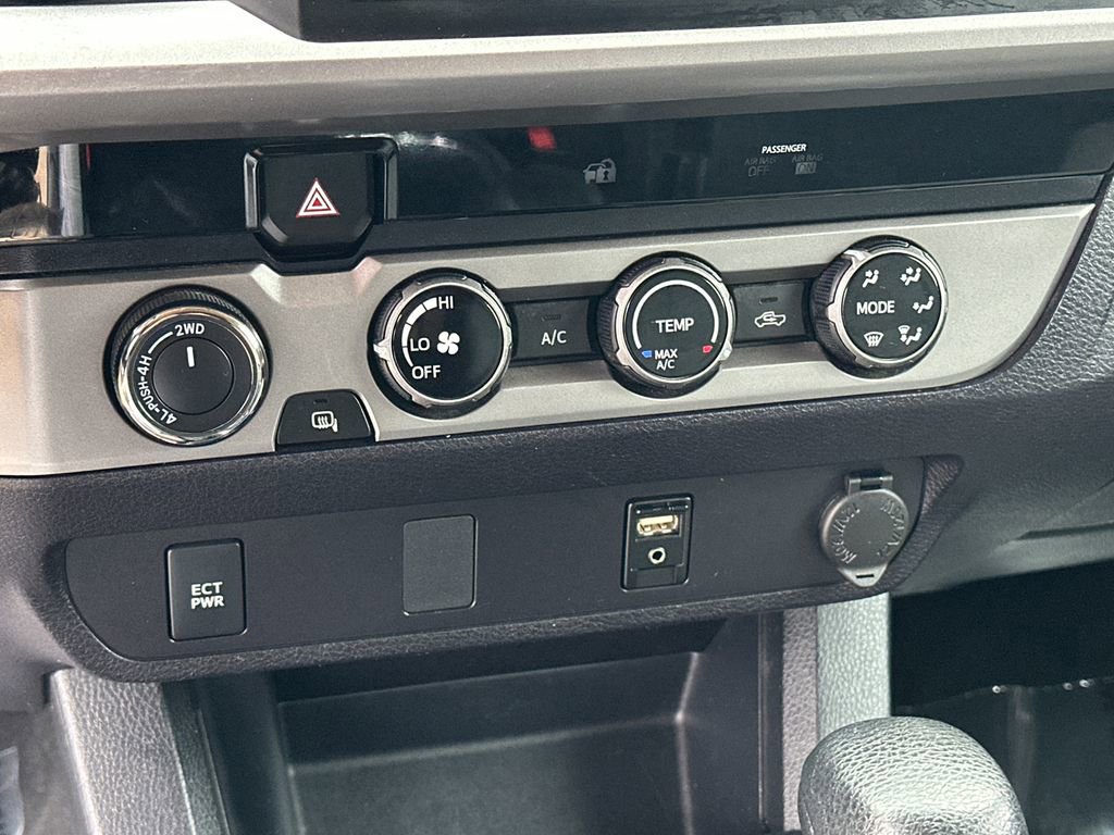 Used 2017 Toyota Tacoma SR5 w/ Tow Package image 23