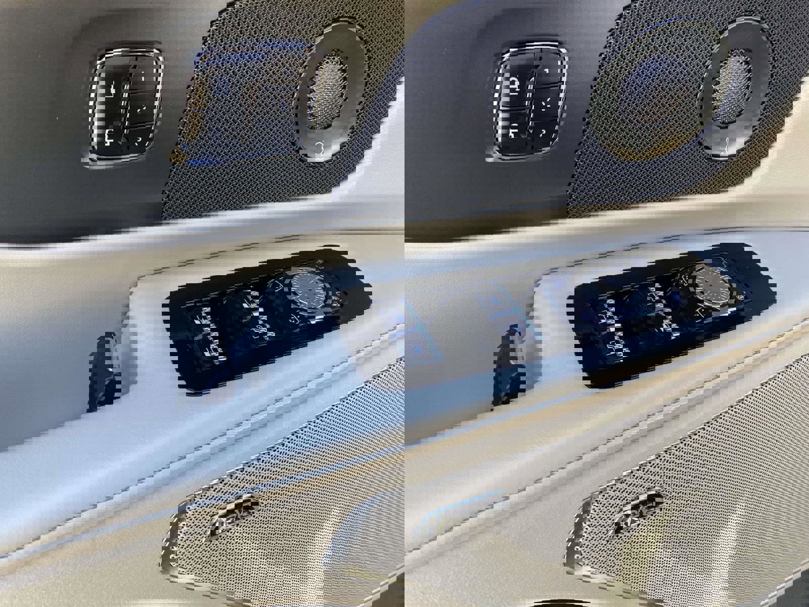 Certified 2025 Lincoln Nautilus Premier w/ Equipment Group 102A image 21