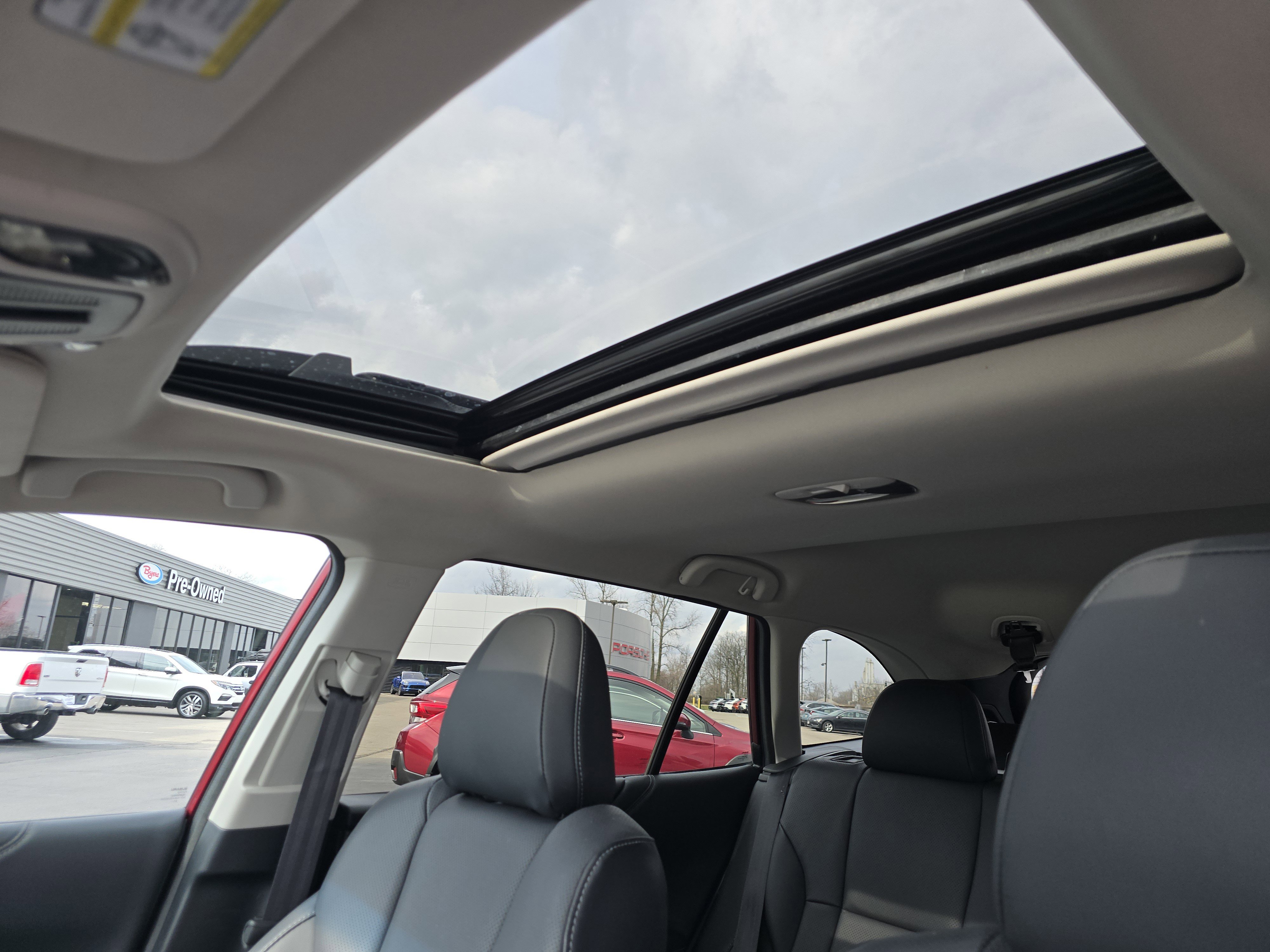 Used 2022 Subaru Outback Limited image 9