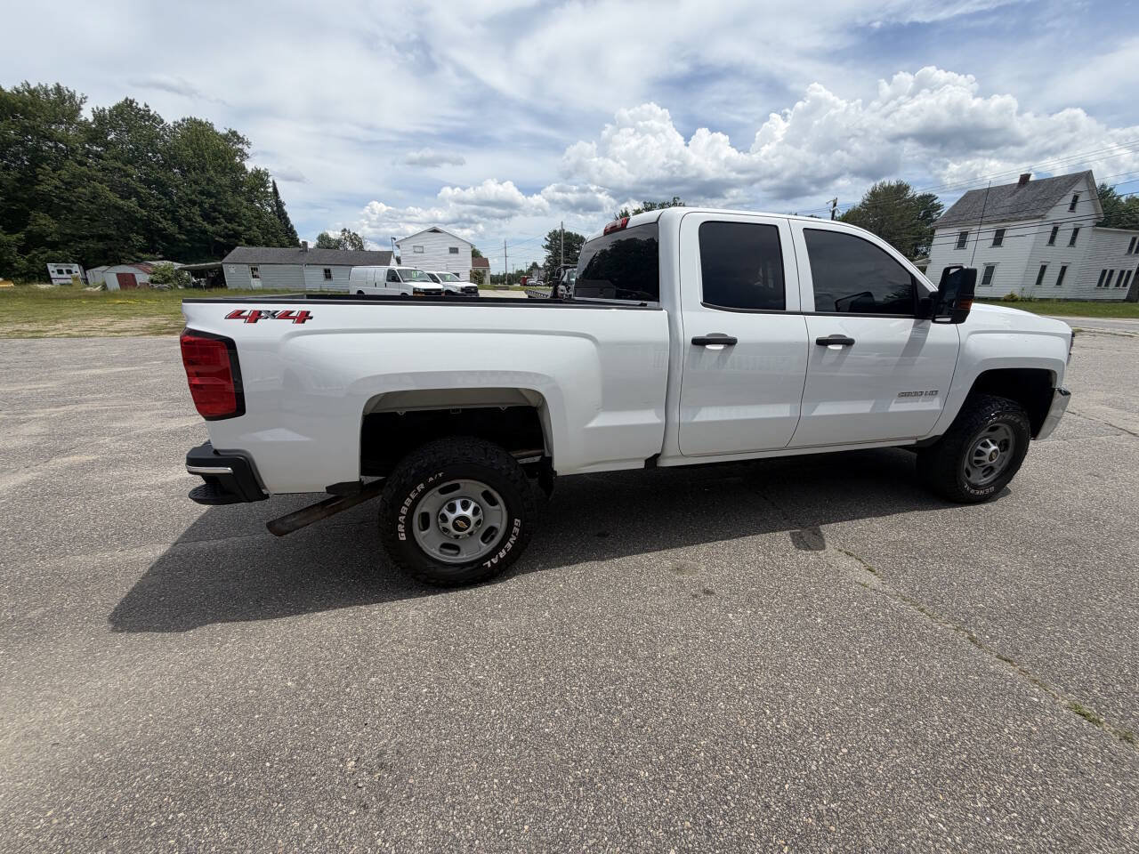 Used 2019 Chevrolet Silverado 2500 W/T AWD/4WD image 8