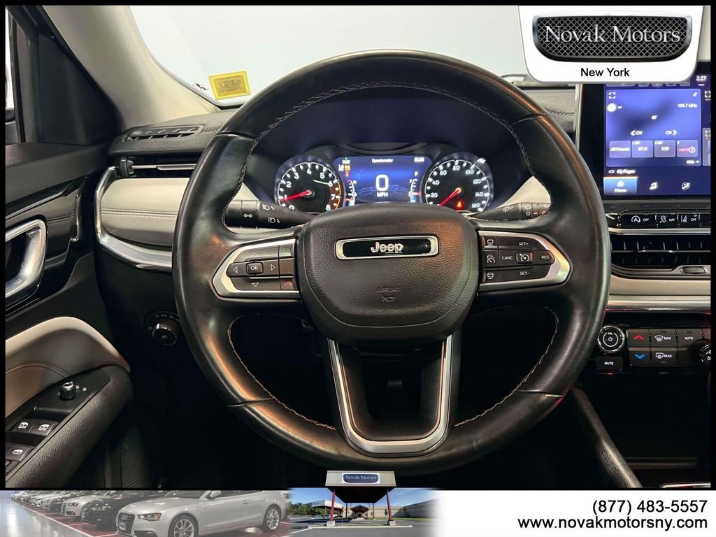 Used 2022 Jeep Compass Limited w/ Sun and Sound Group AWD/4WD image 16