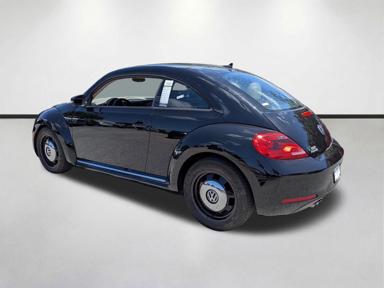 Used 2015 Volkswagen Beetle 1.8T image 6