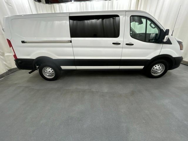 Used 2023 Ford Transit 150 Low Roof AWD image 7