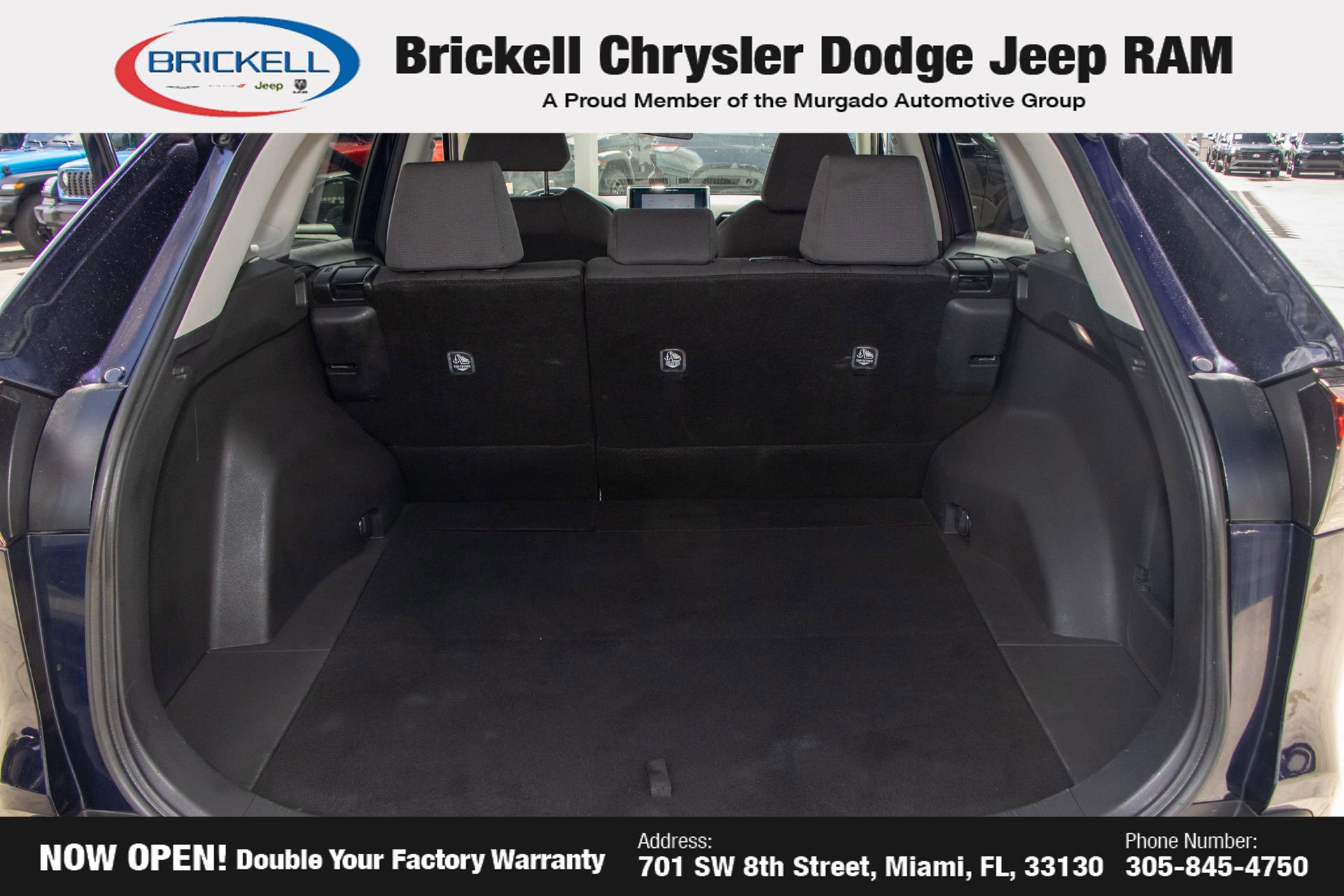 Used 2024 Toyota RAV4 XLE FWD image 9