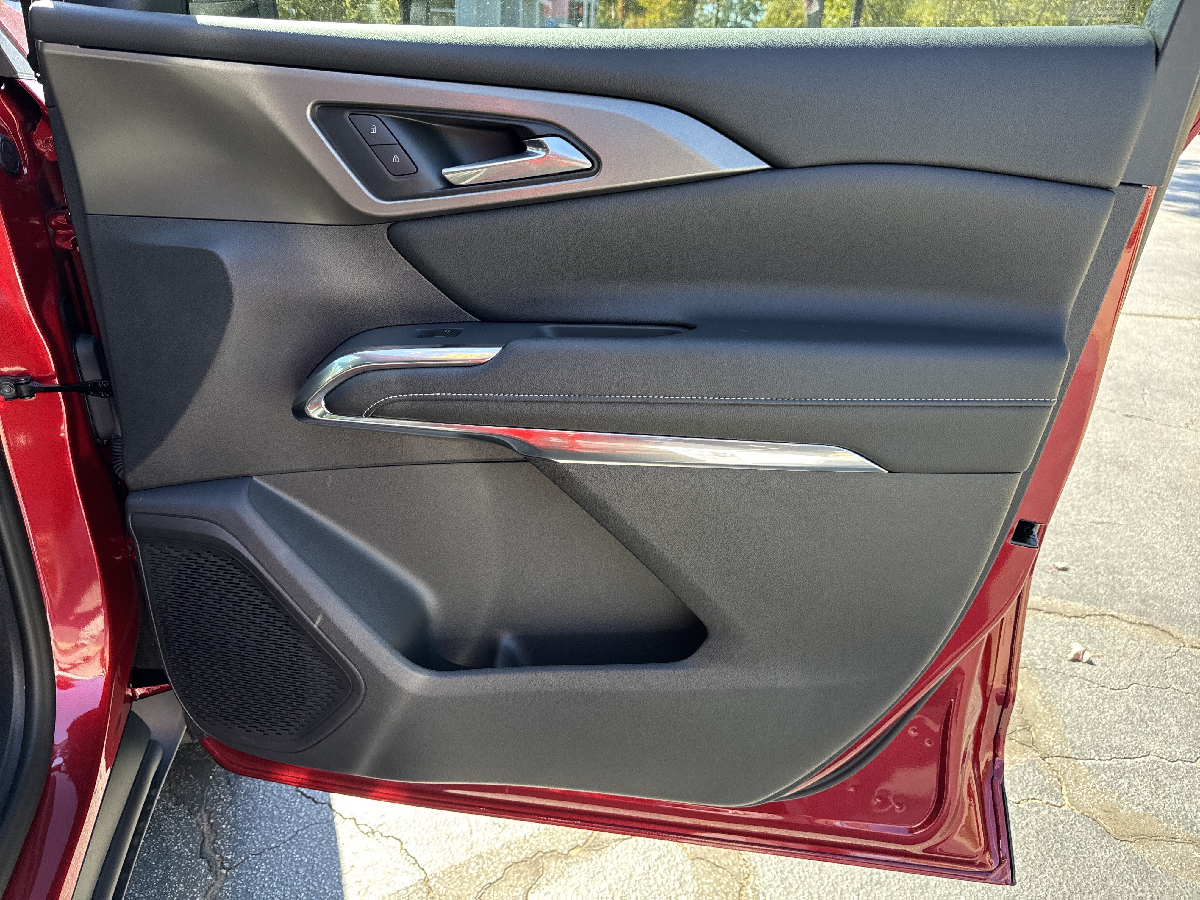 New 2026 Chevrolet Traverse LT FWD image 14