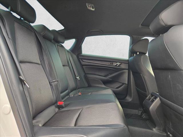 Used 2018 Honda Accord Sport image 20