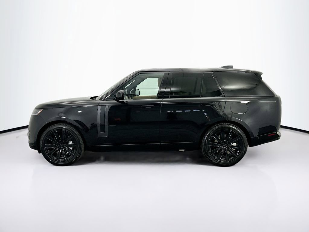New 2026 Land Rover Range Rover SE image 8