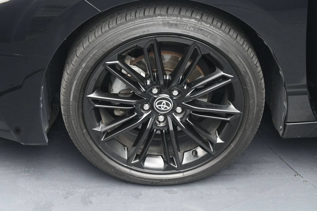 Used 2021 Toyota Avalon XSE FWD image 10