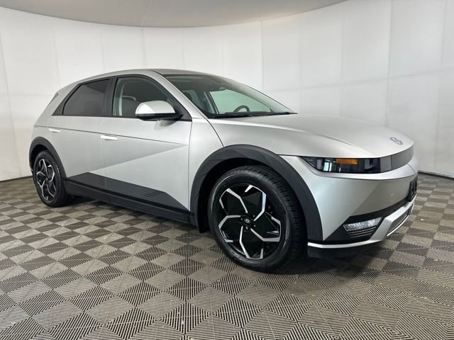 Used 2024 Hyundai Ioniq 5 SEL image 2