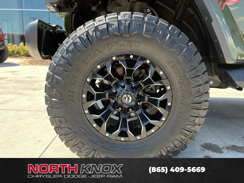 Used 2021 Jeep Gladiator Sport AWD/4WD image 3