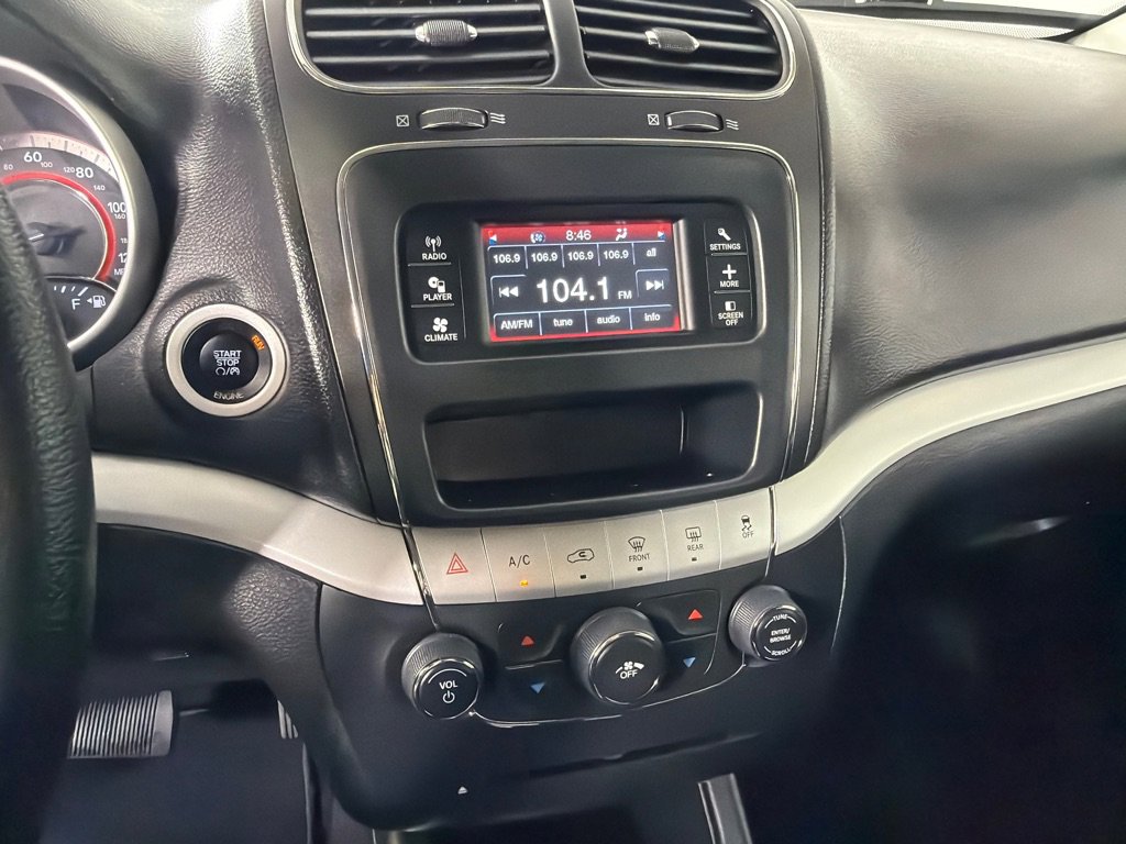 Used 2016 Dodge Journey SXT w/ Comfort/Convenience Group AWD/4WD image 14