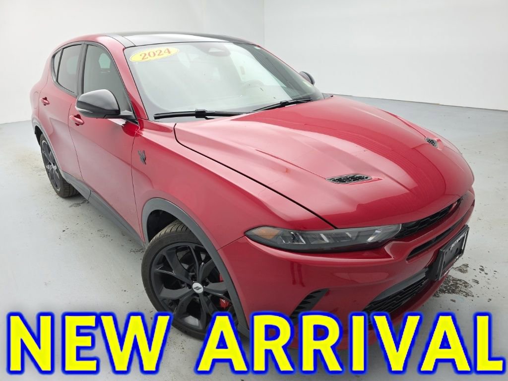 Used 2024 Dodge Hornet R/T Plus image 2