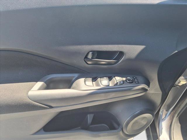 Certified 2022 Nissan Kicks S FWD image 9