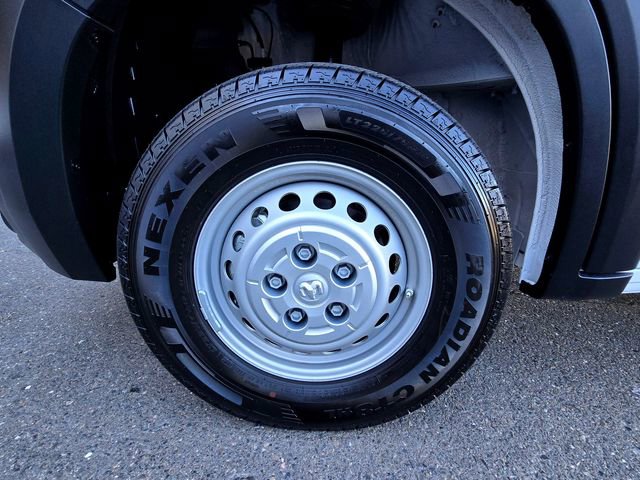 Used 2025 RAM ProMaster 2500 w/ Convenience Group image 24
