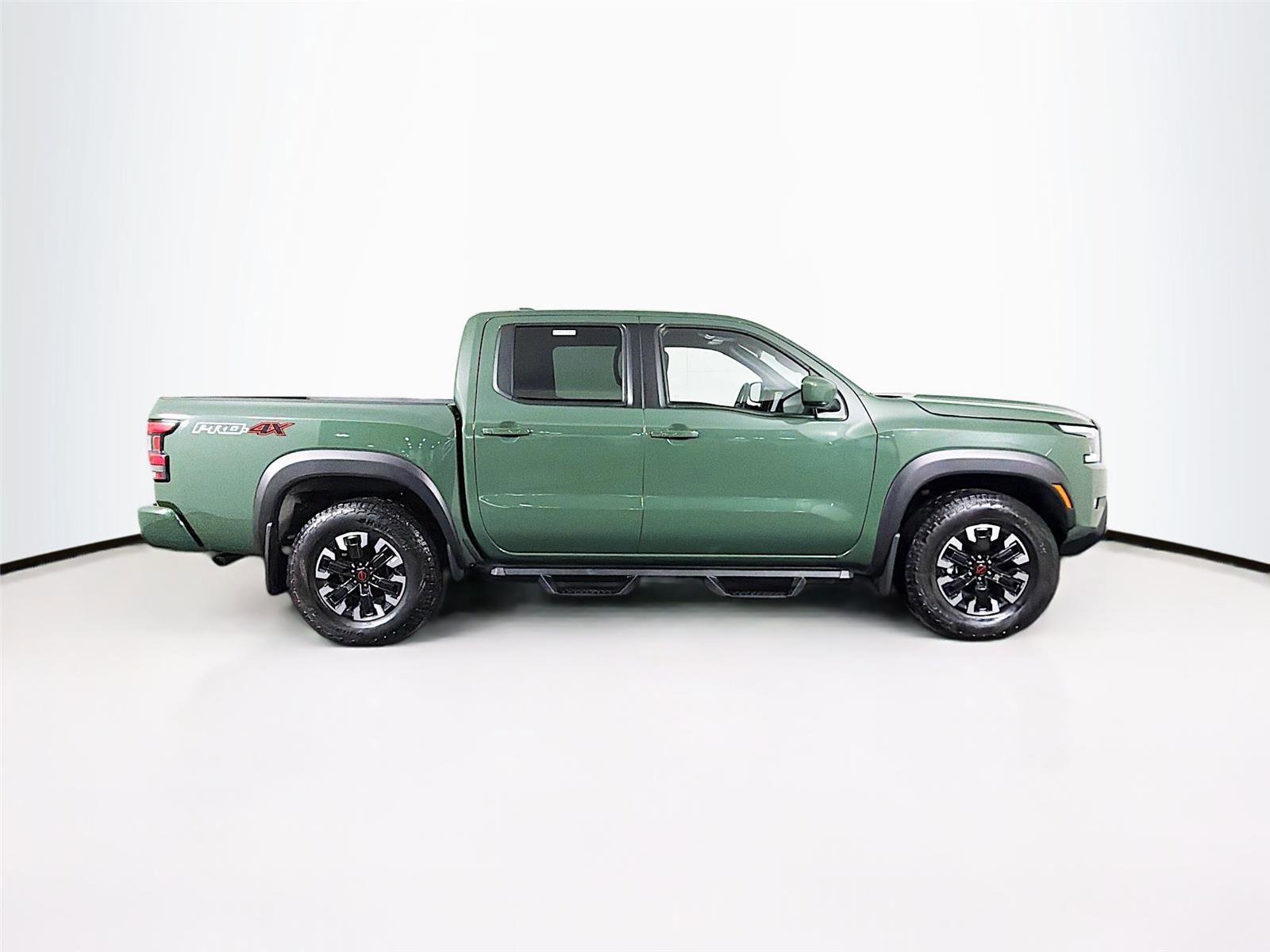 Used 2024 Nissan Frontier PRO-4X w/ Off-Road Protection Package image 8