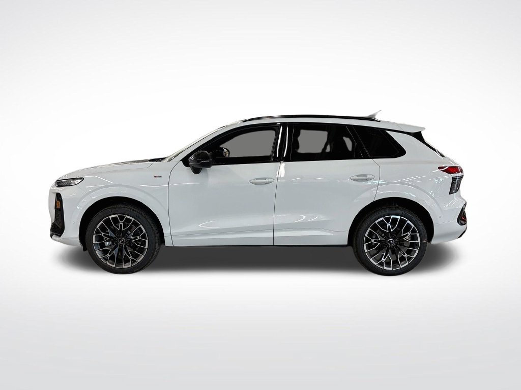 New 2026 Audi Q3 quattro 2.0T AWD/4WD image 2