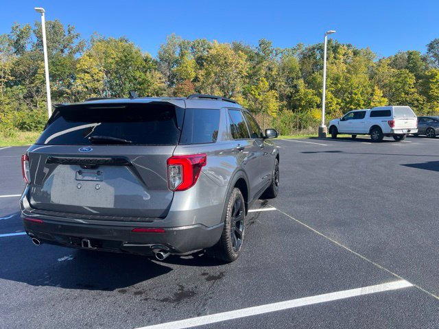 Used 2023 Ford Explorer ST-Line w/ Class IV Trailer Tow Package AWD/4WD image 12