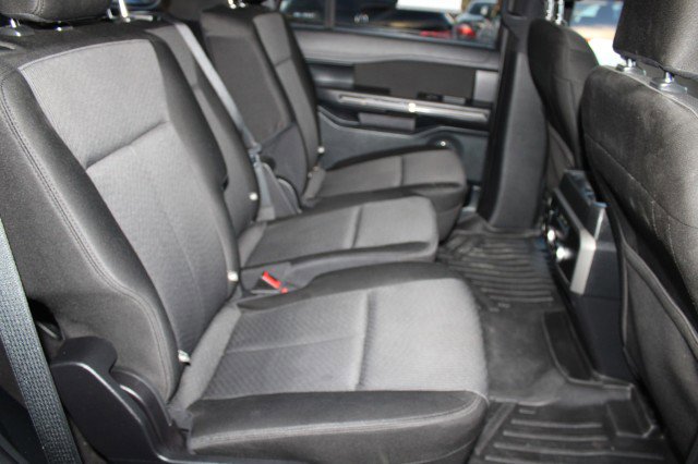 Used 2020 Ford Expedition XLT image 18