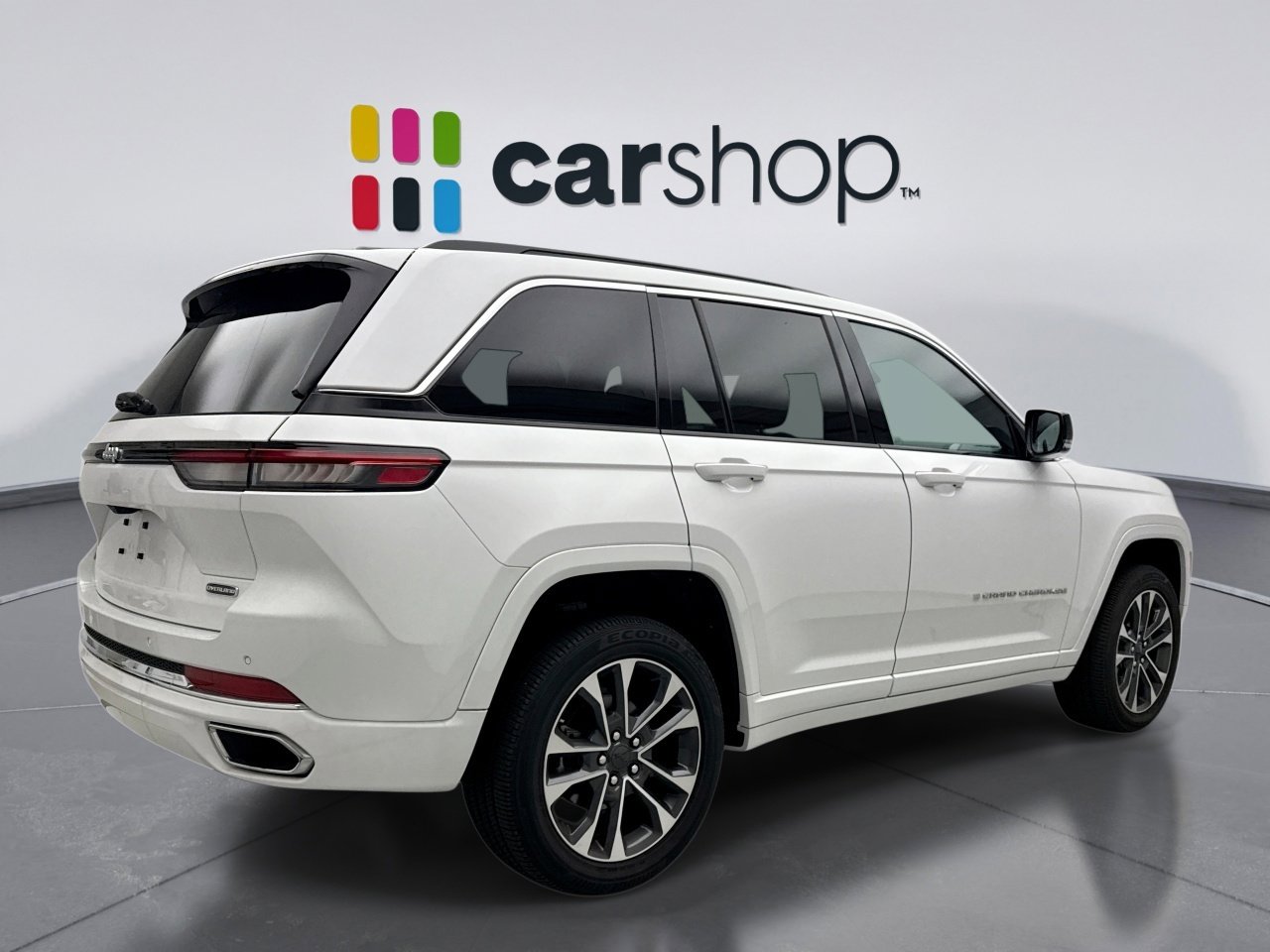 Used 2024 Jeep Grand Cherokee Overland w/ Trailer Tow Package image 5