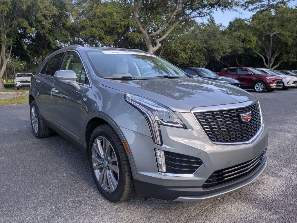 Certified 2024 Cadillac XT5 Premium Luxury AWD/4WD image 9
