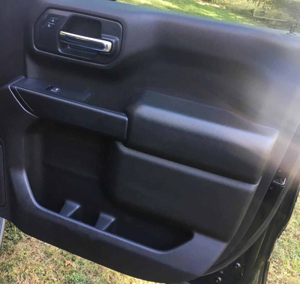 Used 2019 Chevrolet Silverado 1500 Custom w/ Custom Max Trailering Package AWD/4WD image 16