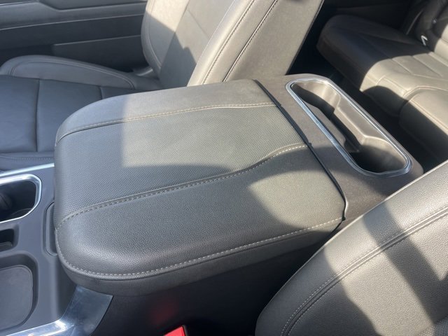 Used 2025 GMC Sierra 1500 SLT w/ SLT Premium Plus Package image 31