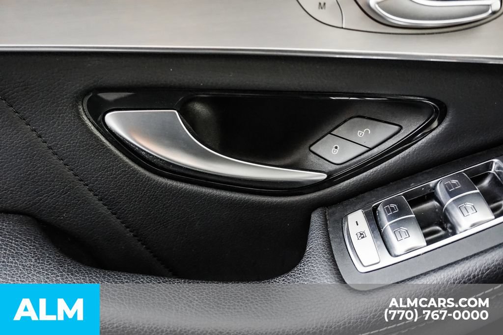 Used 2022 Mercedes-Benz GLC 300 4MATIC Coupe image 48