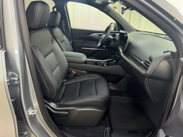 New 2026 Chevrolet Traverse LT w/ LPO, Floor Liner Package AWD/4WD image 41