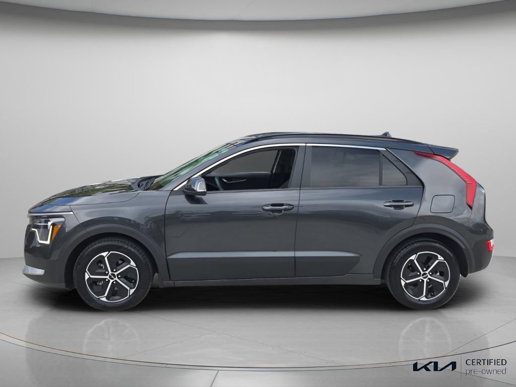 Certified 2024 Kia Niro EX FWD image 3