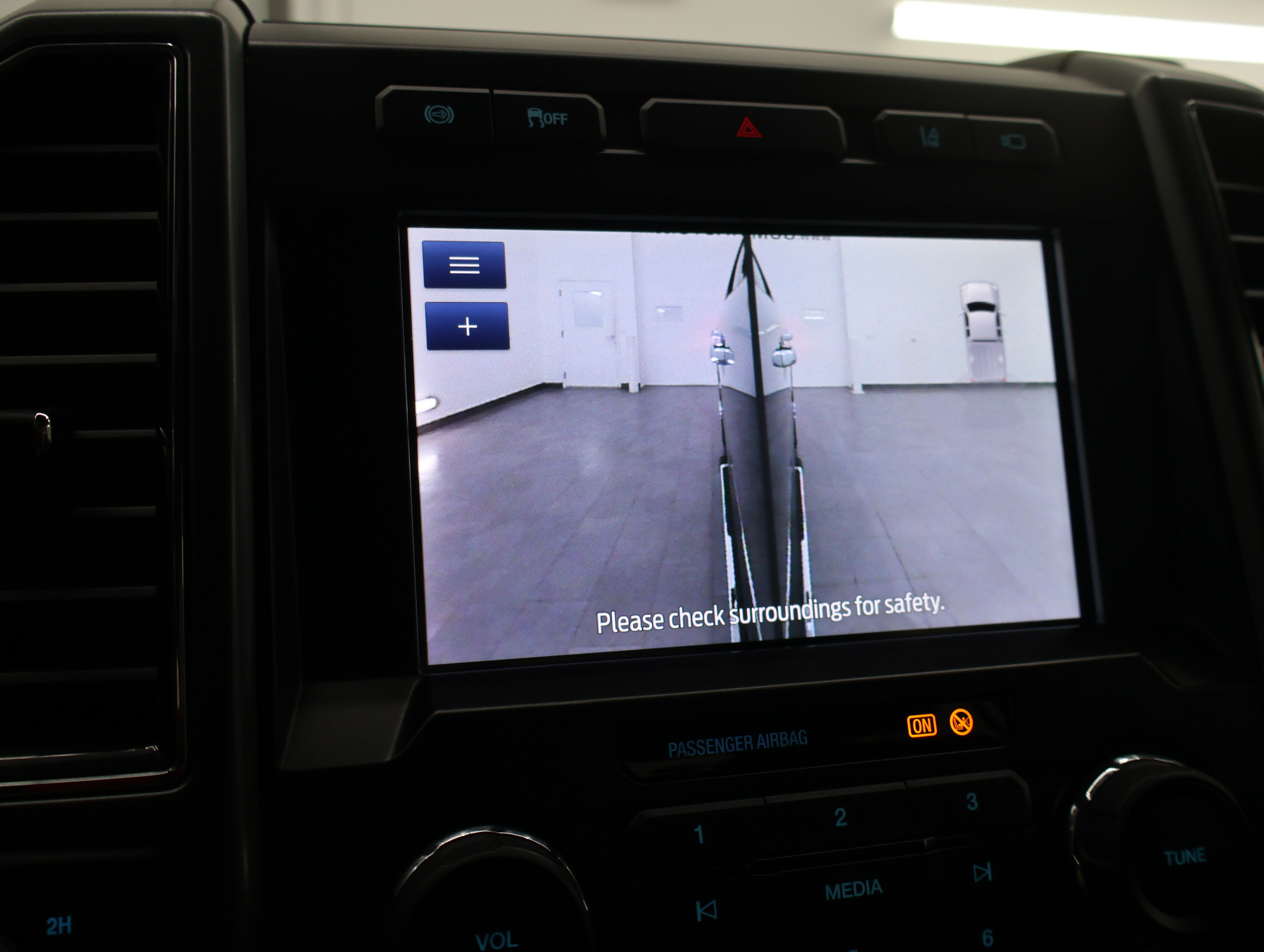 Used 2021 Ford F250 XLT w/ XLT Premium Package AWD/4WD image 20