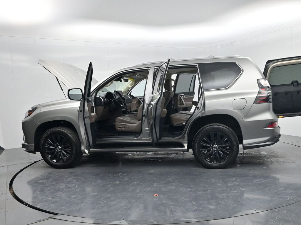 Used 2023 Lexus GX 460 Luxury w/ Sport Design Package image 68