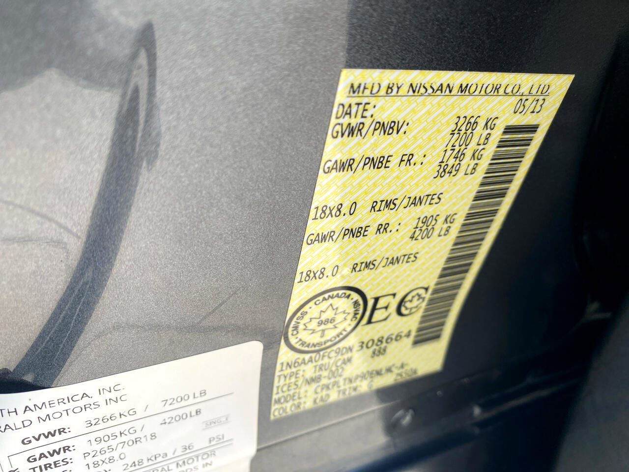 Used 2013 Nissan Titan SV image 19