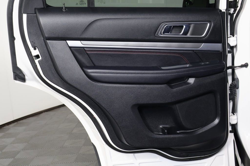 Used 2018 Ford Explorer Sport image 14