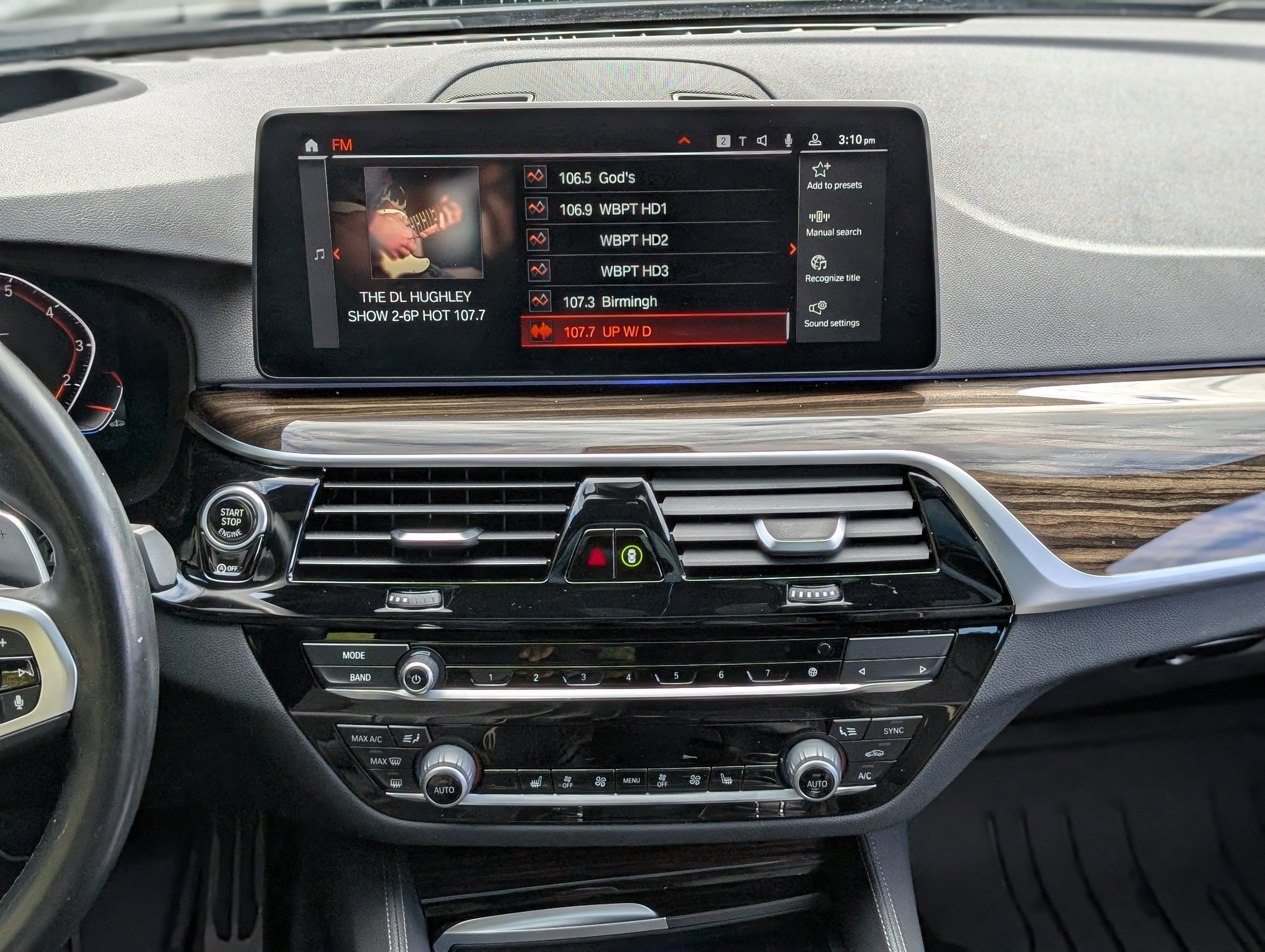 Used 2022 BMW 530i w/ M Sport Package image 28