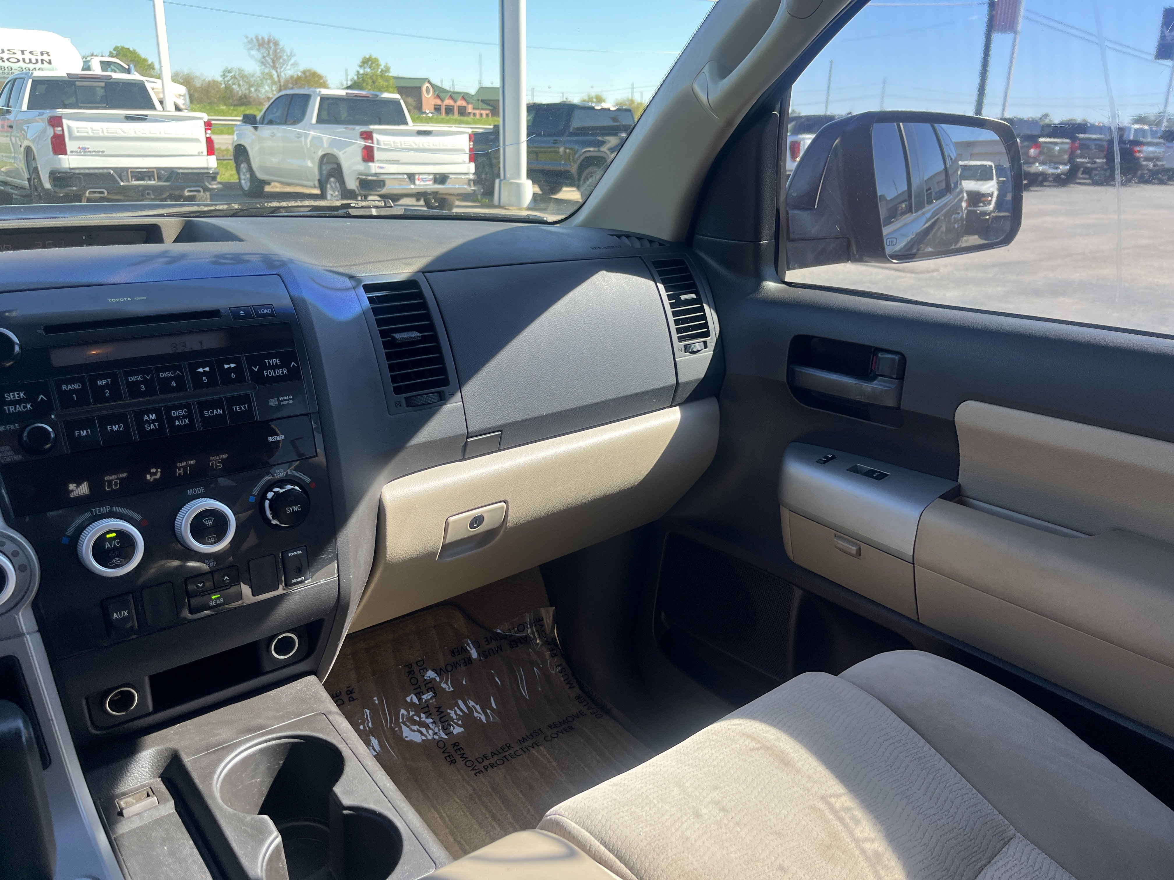 Used 2008 Toyota Sequoia SR5 image 24