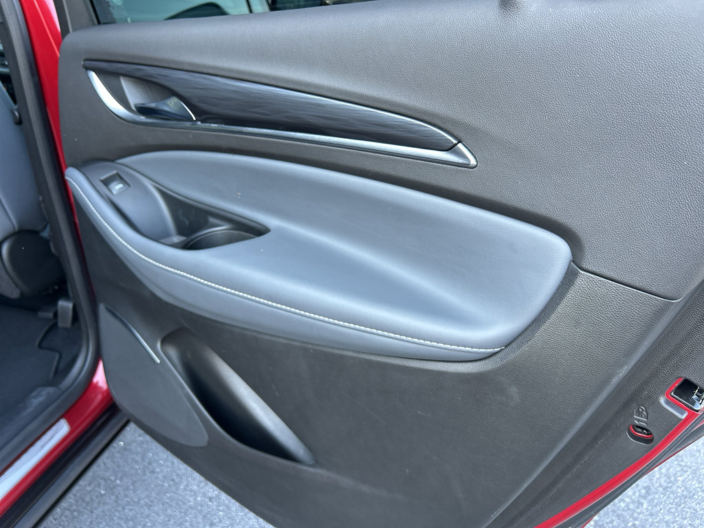 Used 2024 Buick Enclave Premium image 20