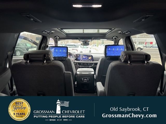 New 2026 Chevrolet Suburban Premier AWD/4WD image 22