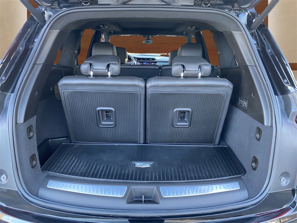 Certified 2024 Cadillac XT6 Premium Luxury w/ Platinum Package image 12