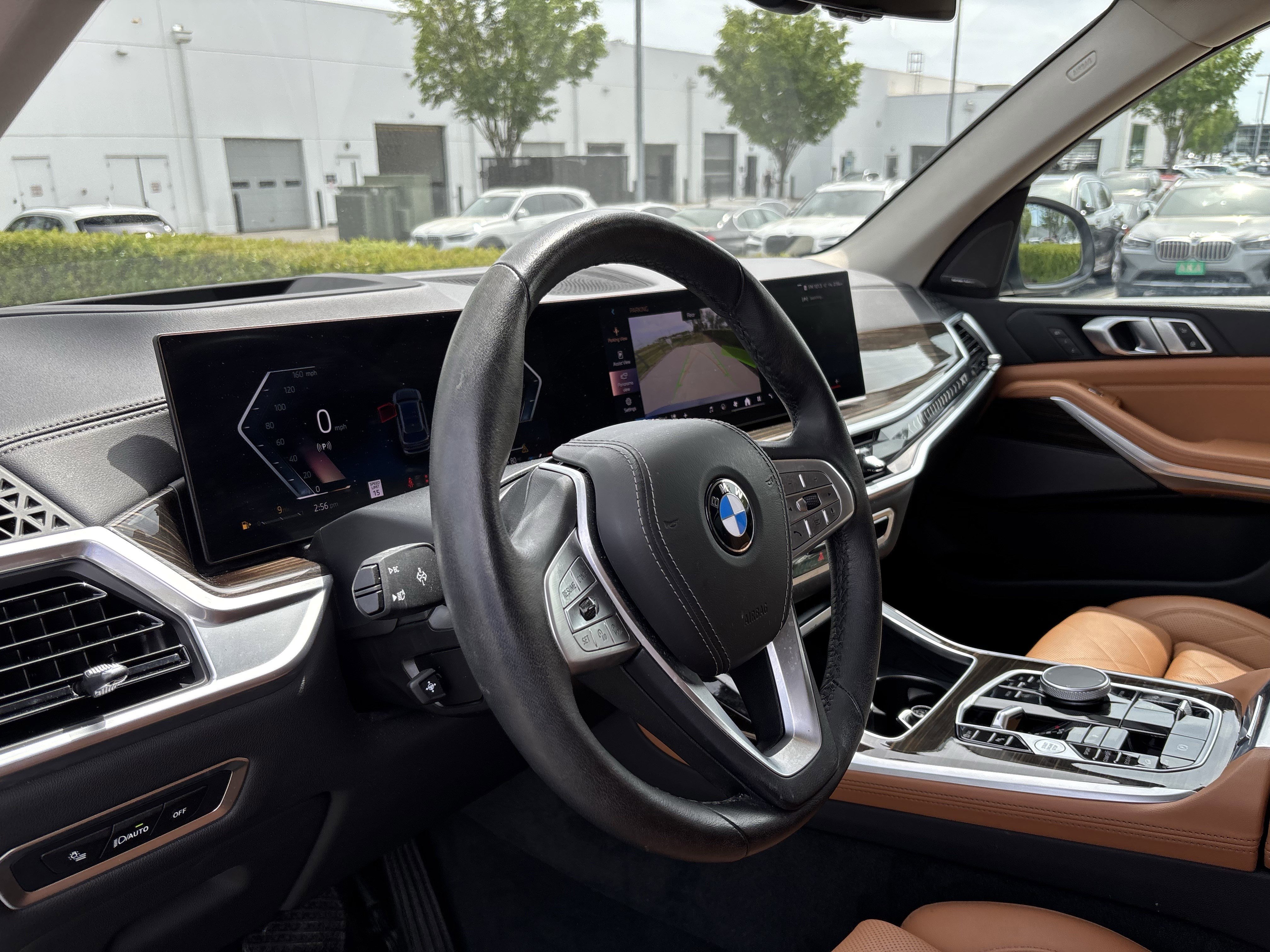 Certified 2024 BMW X7 xDrive40i w/ Premium Package image 16