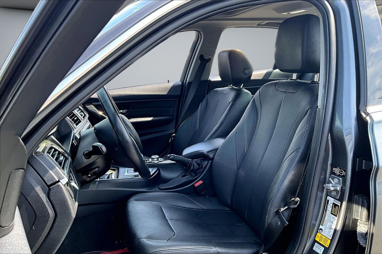 Used 2013 BMW 328i Sedan RWD image 20