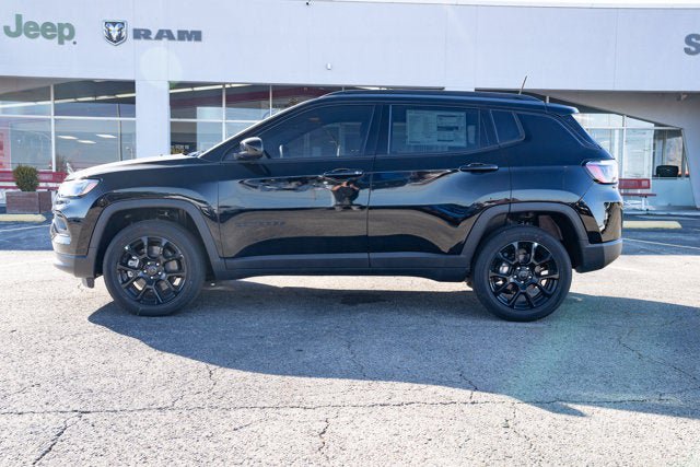 New 2026 Jeep Compass Latitude AWD/4WD image 2
