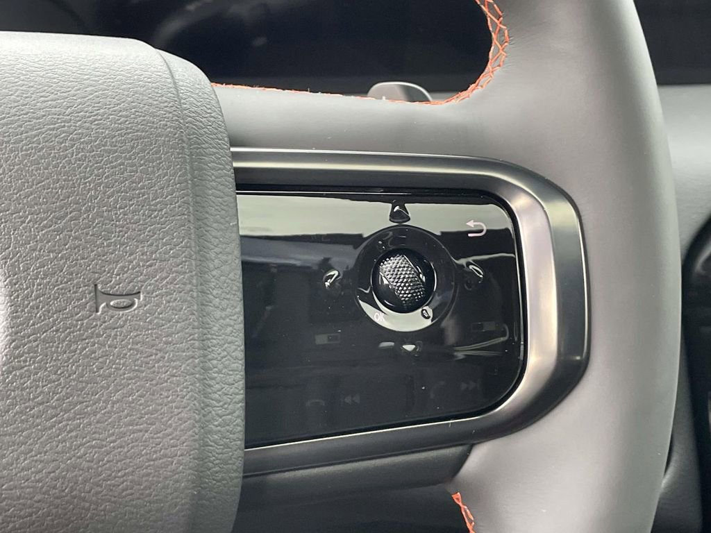 New 2026 Nissan Armada PRO-4X image 23