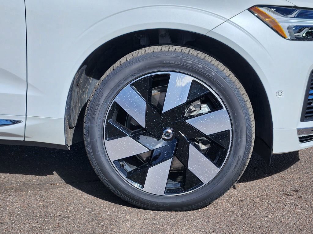 Used 2023 Volvo XC60 T8 Ultimate image 29