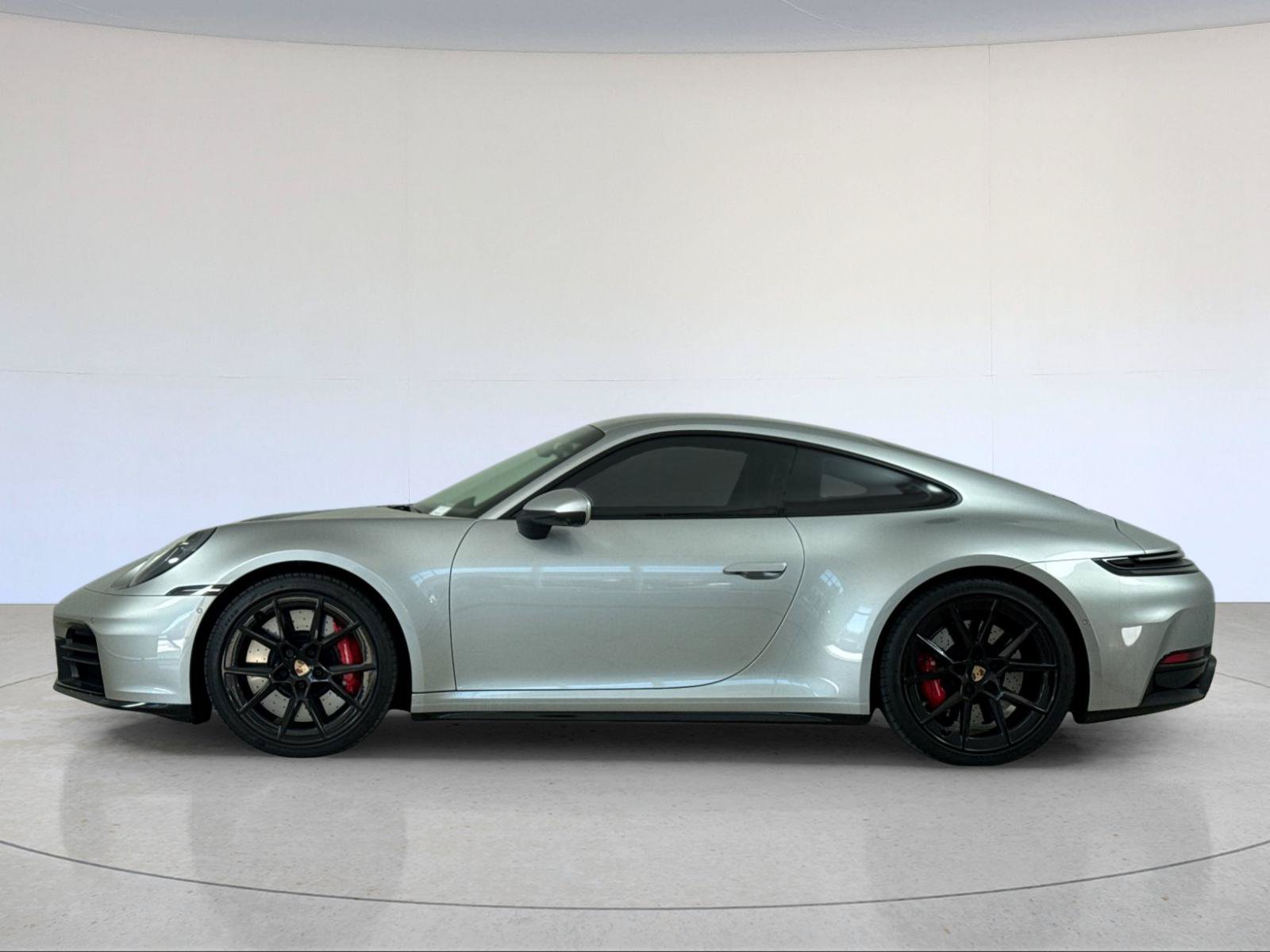 Used 2026 Porsche 911 Carrera 4S AWD/4WD image 3