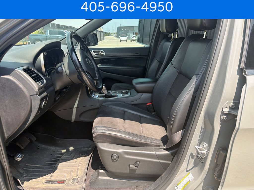 Used 2022 Jeep Grand Cherokee Laredo X AWD/4WD image 10
