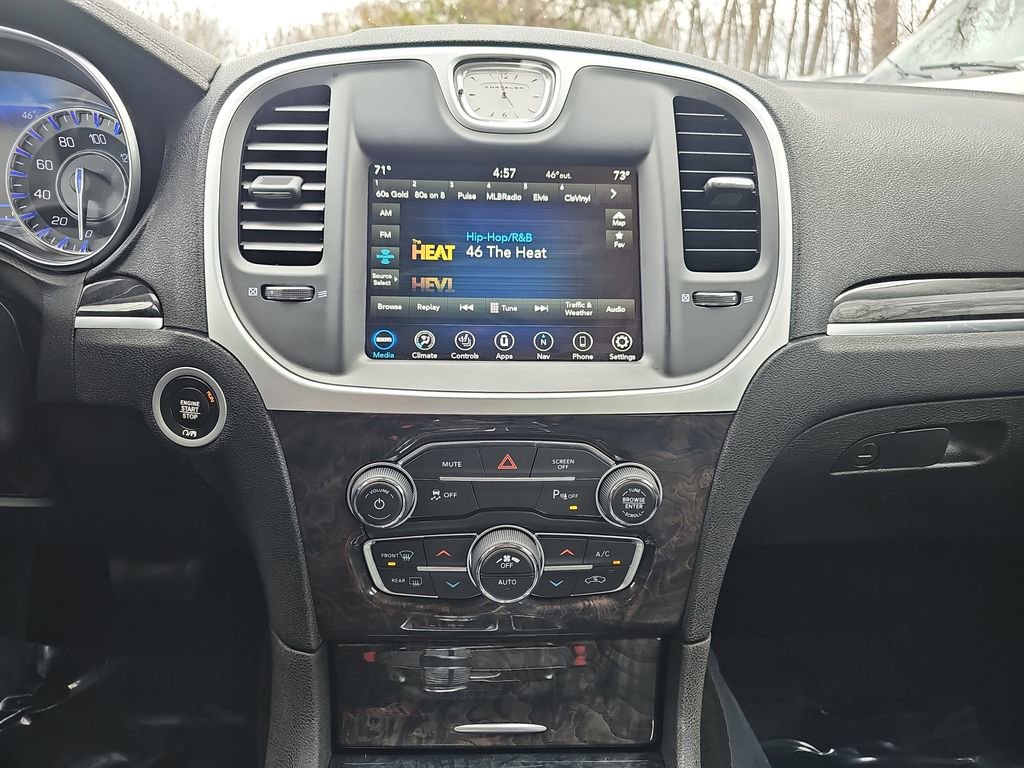 Used 2023 Chrysler 300 Touring L w/ Popular Equipment Group image 18