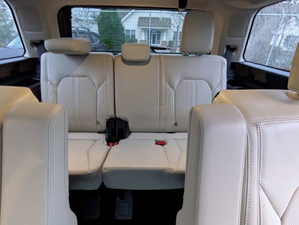 Used 2021 Ford Expedition Platinum image 15